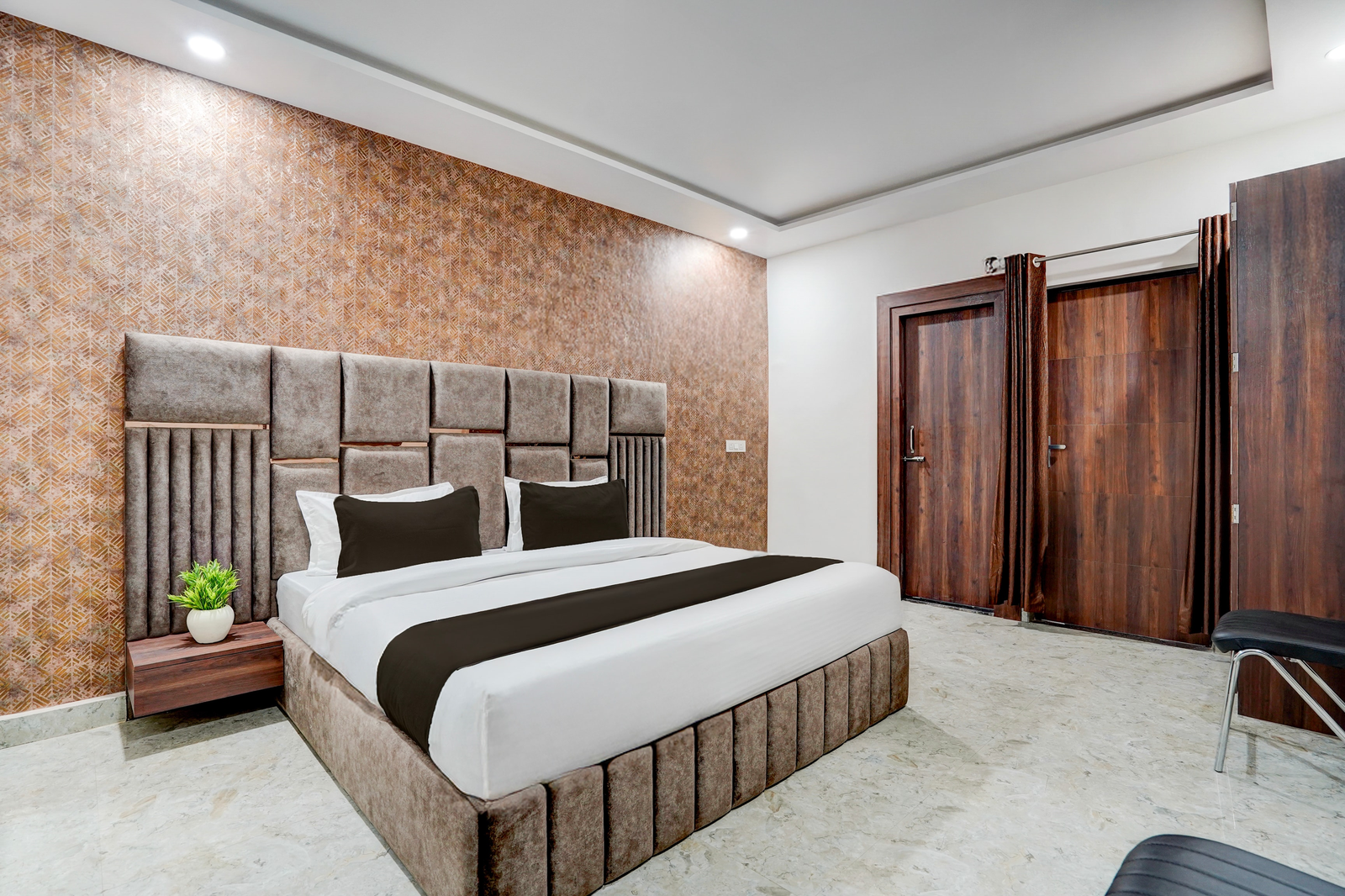 hotel o civil lines bareilly formerly neelam inn