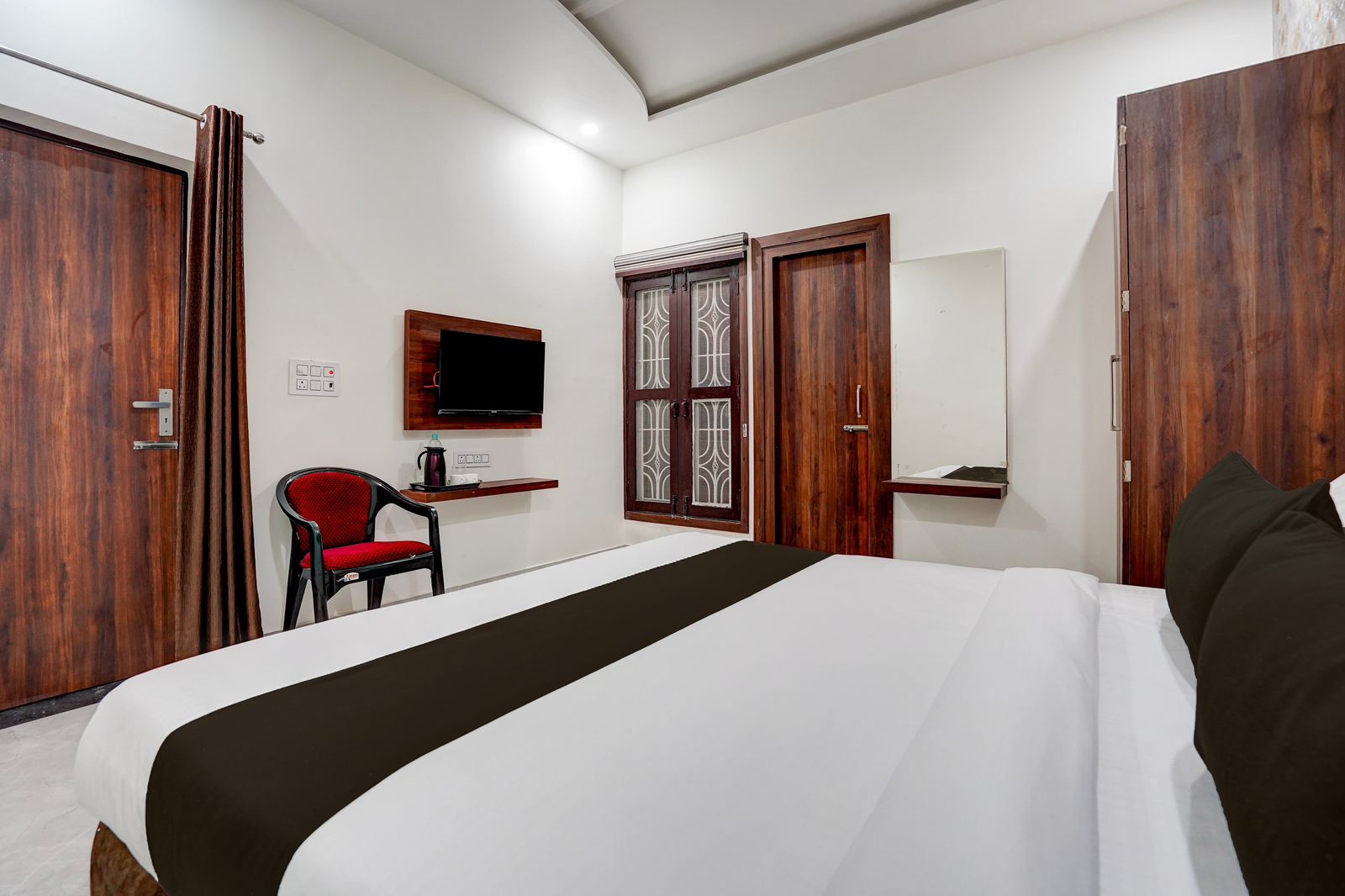 hotel o civil lines bareilly formerly neelam inn