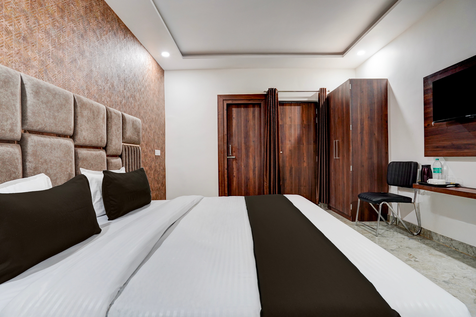 hotel o civil lines bareilly formerly neelam inn