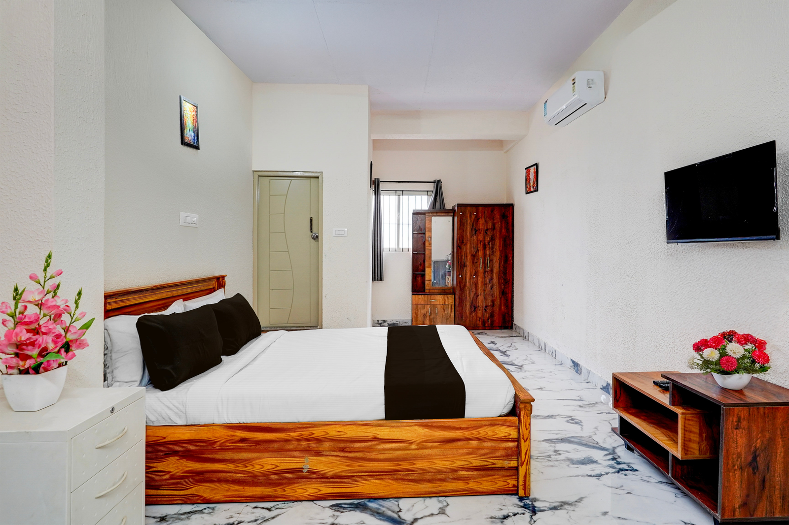 super hotel o madavara metro station formerly aps heritage