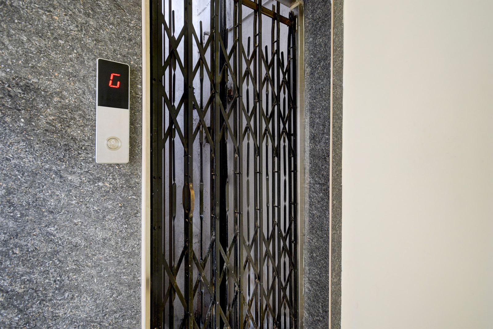 super hotel o saibaba temple chintal formerly himagiri luxury room