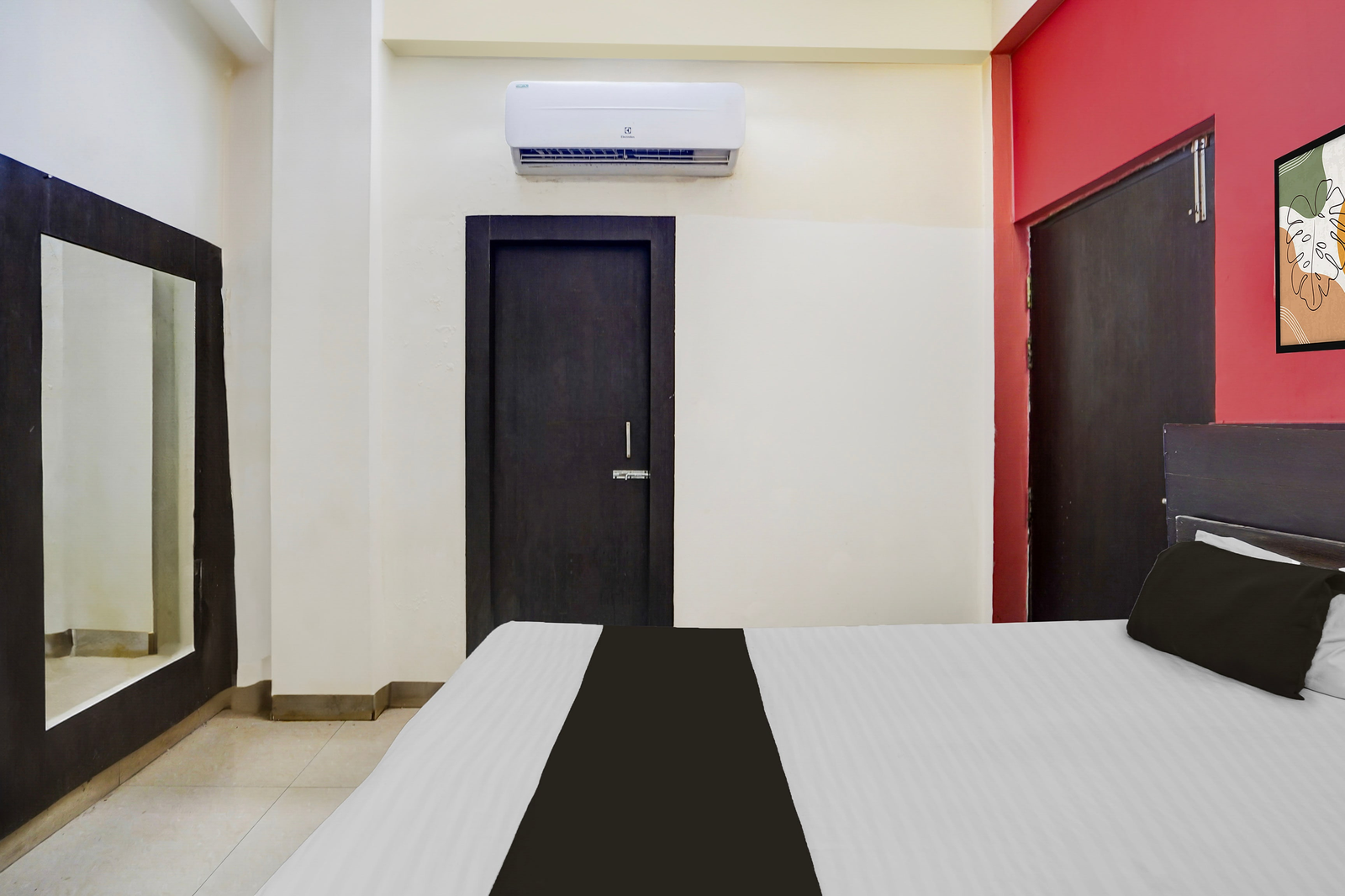 hotel o prayagraj central railway junction formerly shantila inn