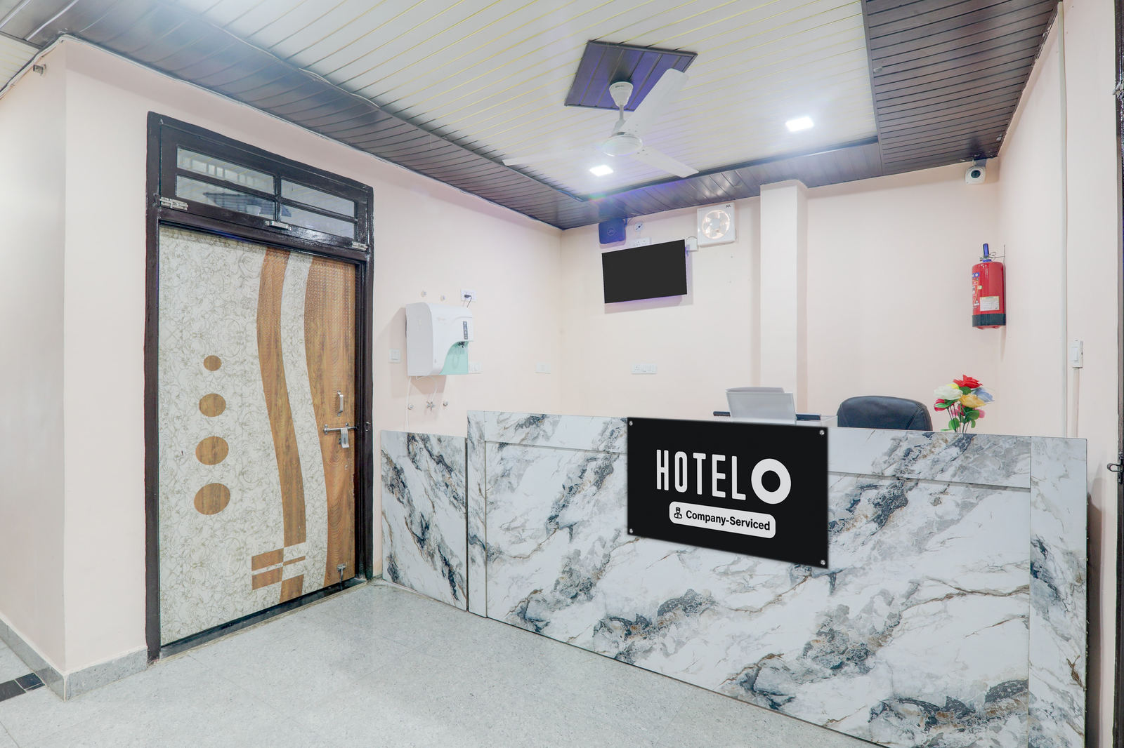 hotel o shri buddheshwar temple lucknow