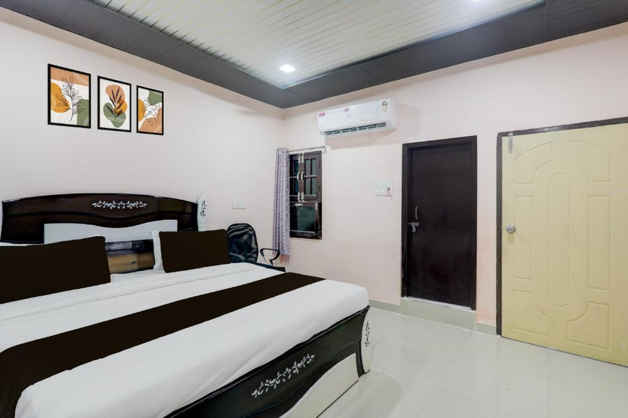 hotel o shri buddheshwar temple lucknow