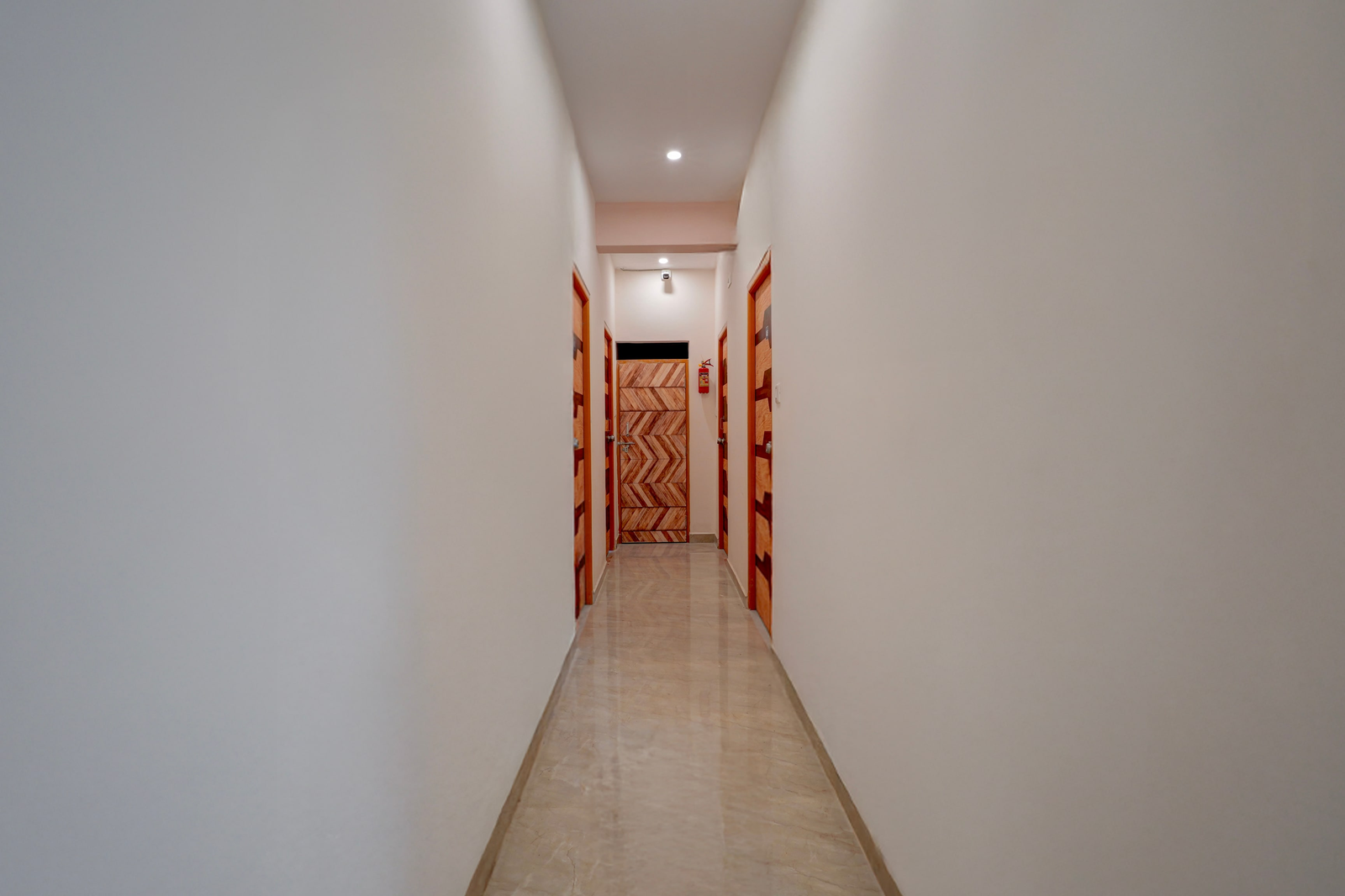 Super Collection O Biocon Hebbagodi Metro Station Bangalore Formerly Ira Inn,,3 star