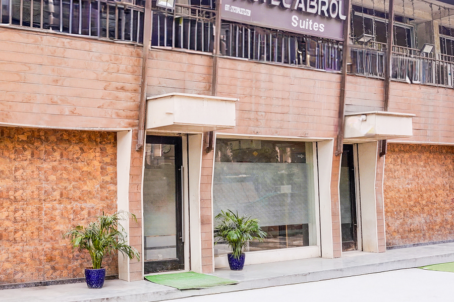 fabhotel abrol suites