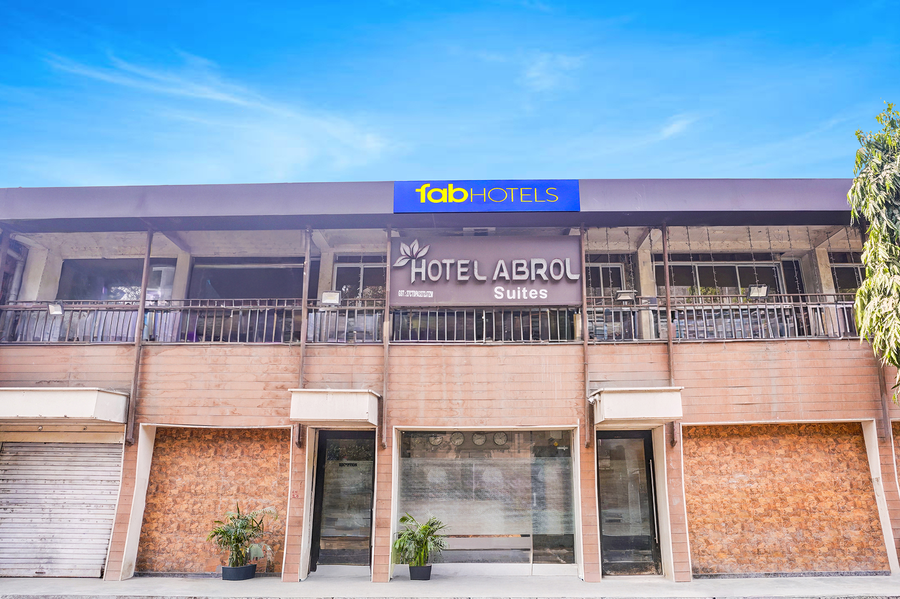 Fabhotel Abrol Suites,,3 star