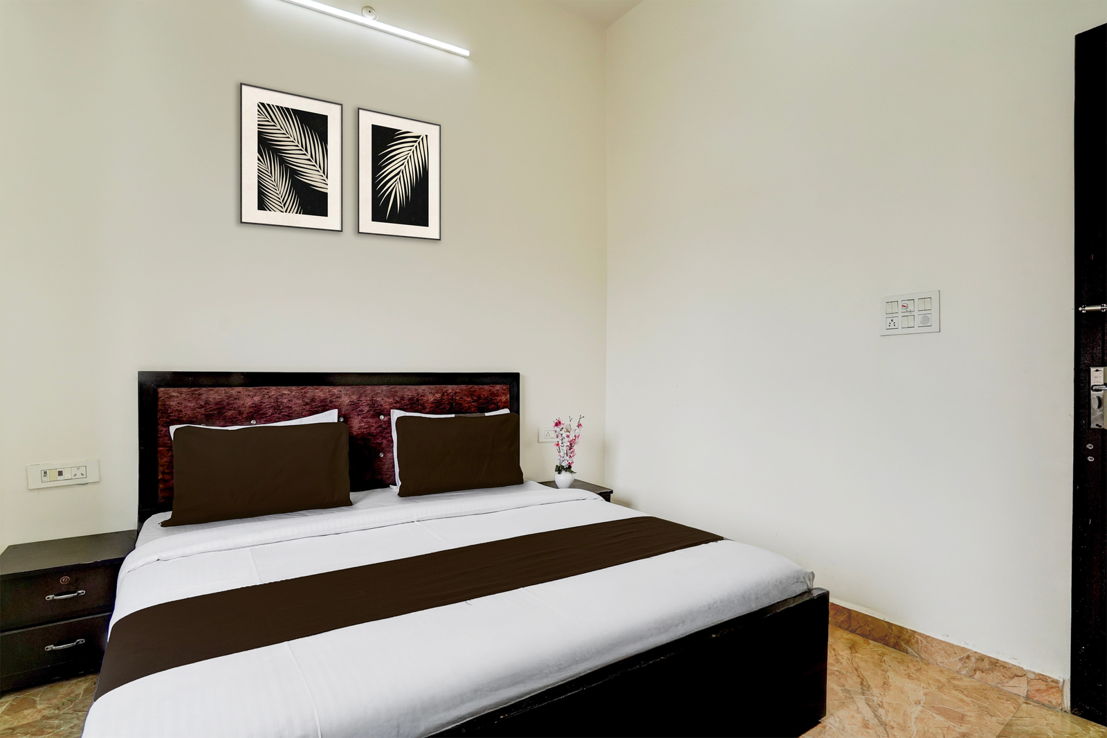 hotel o yamuna riverview formerly swyamwar resort