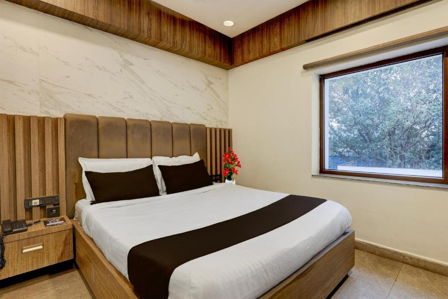 super townhouse v hotel