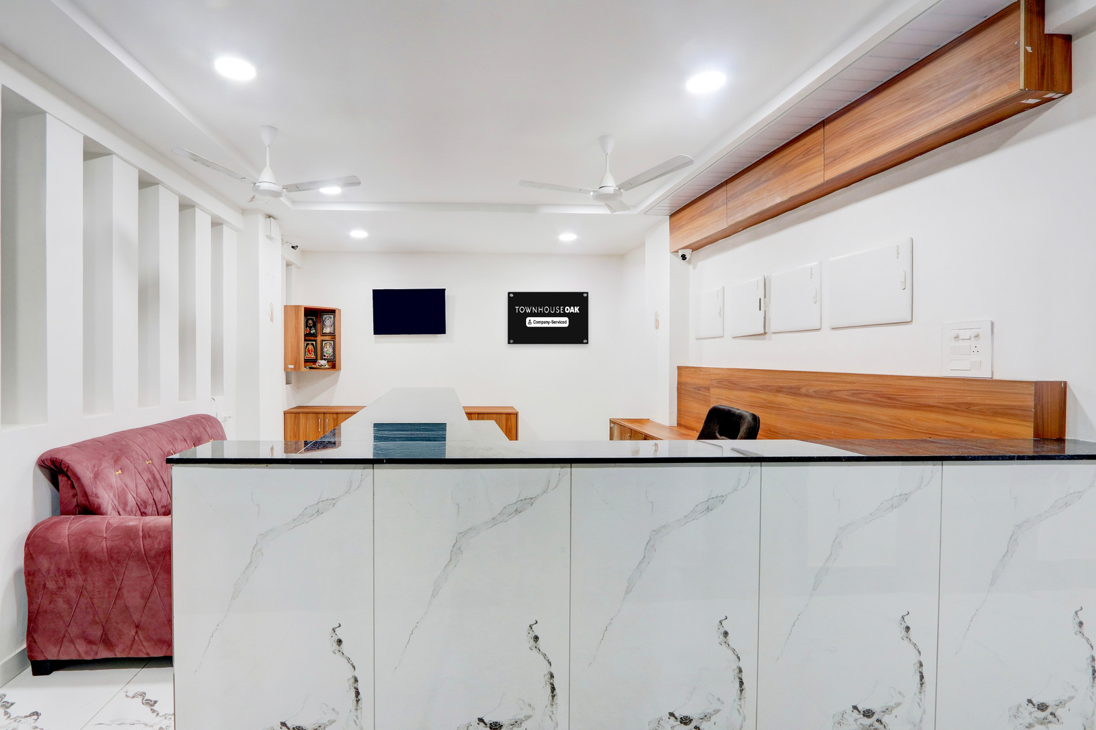 super townhouse oak public garden hanamkonda formerly vishnu grand