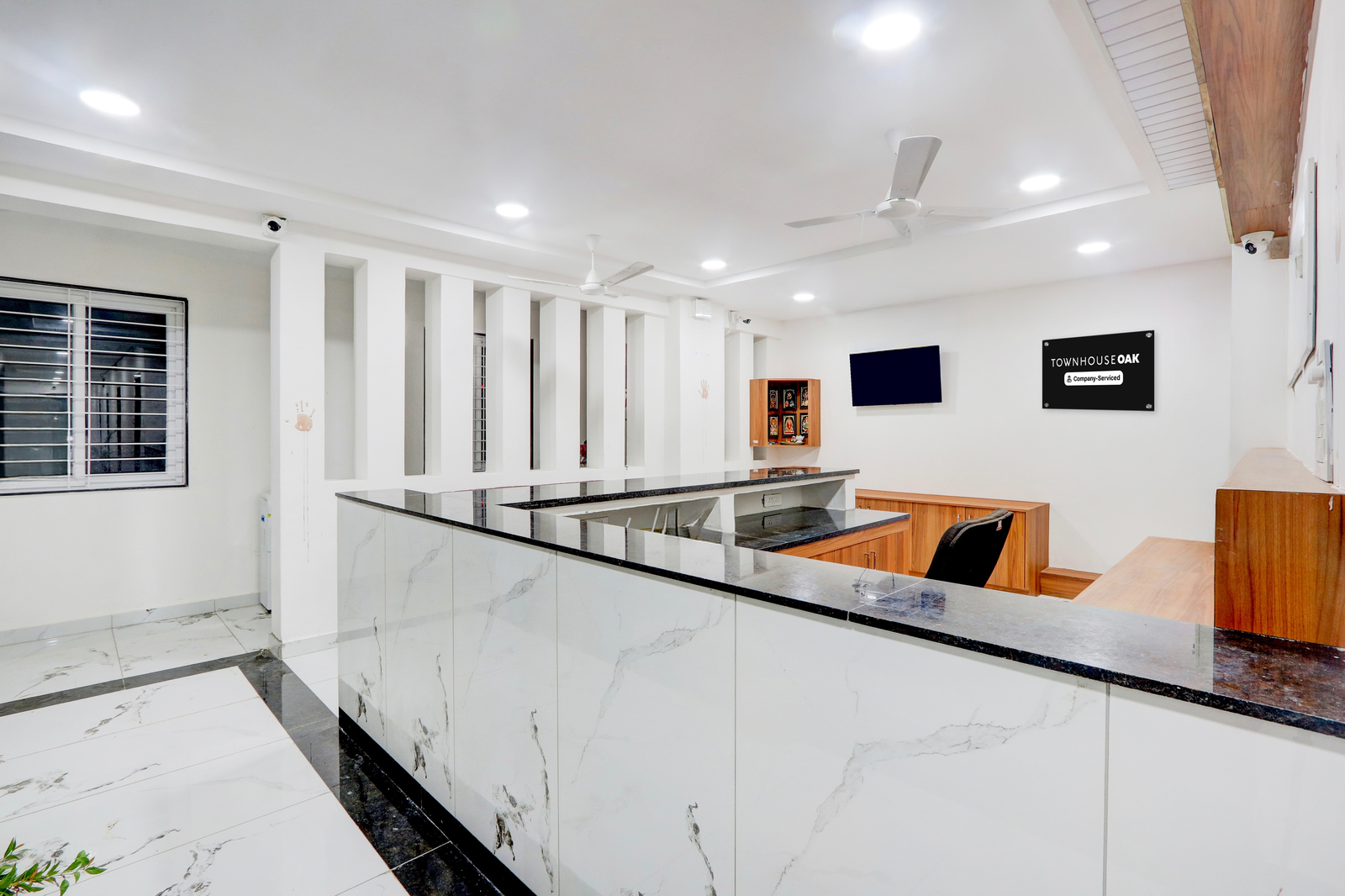 super townhouse oak public garden hanamkonda formerly vishnu grand