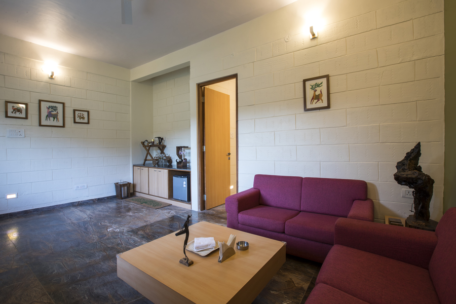 pantheron lodge bandhavgarh