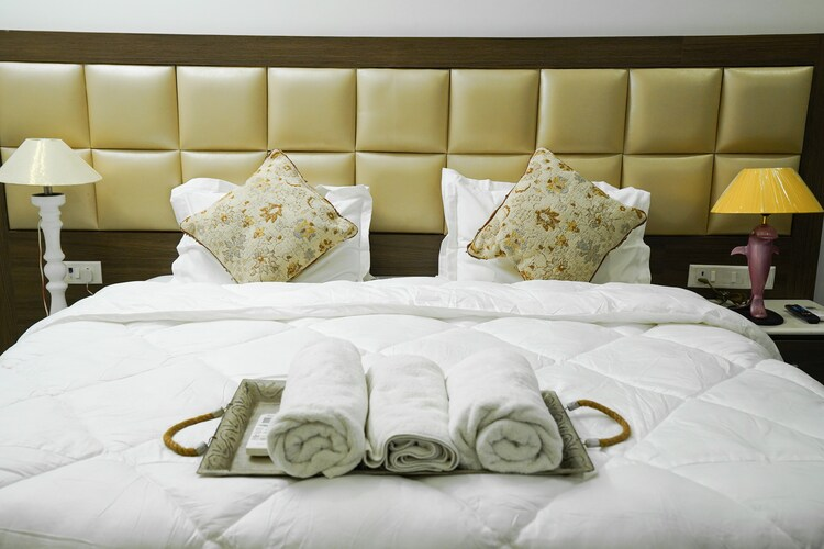 lime tree modern 2bhk apartments huda fortis max