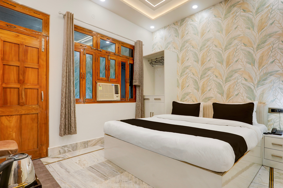 super townhouse vishwanath temple varanasi