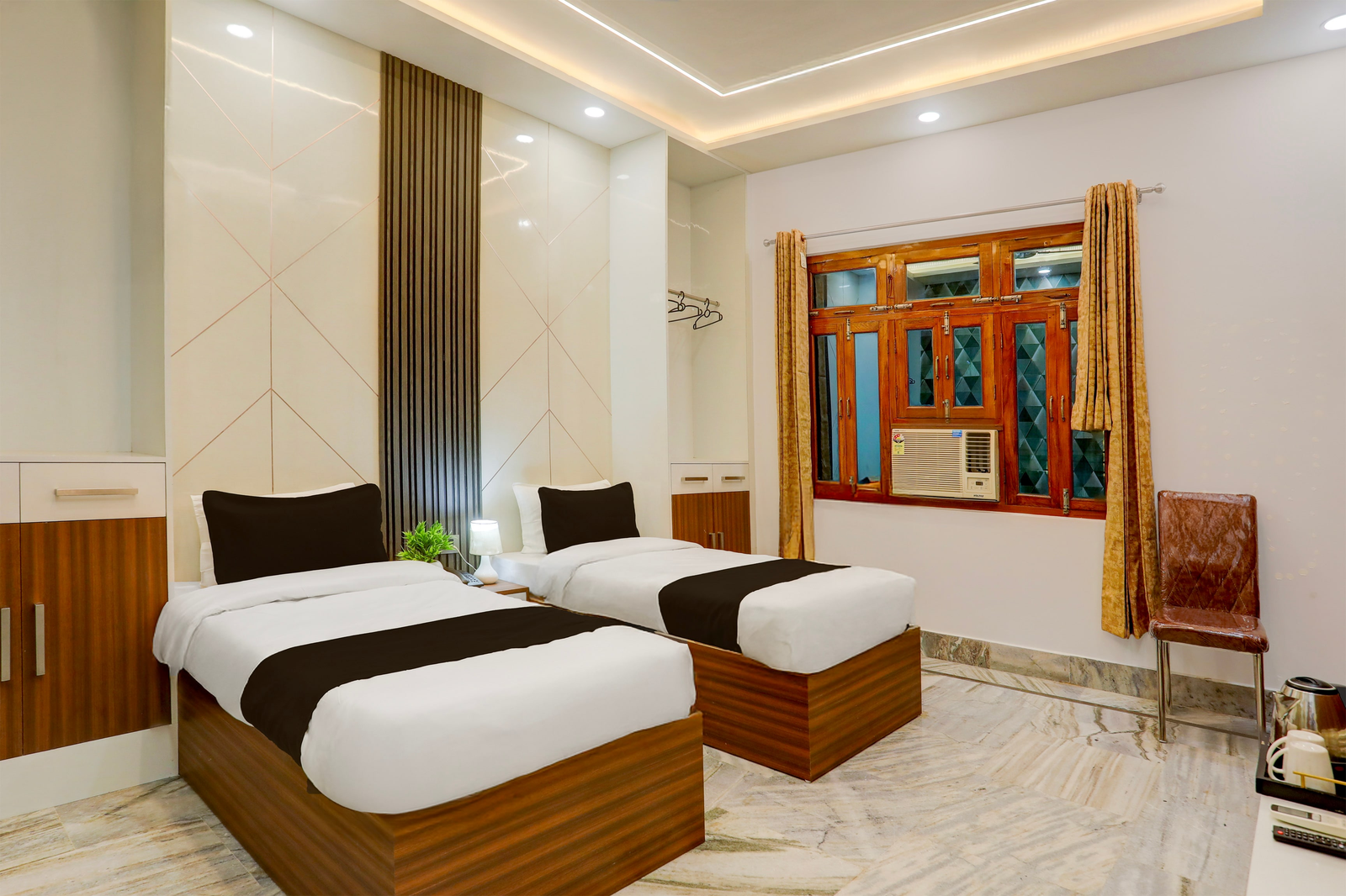 super townhouse vishwanath temple varanasi