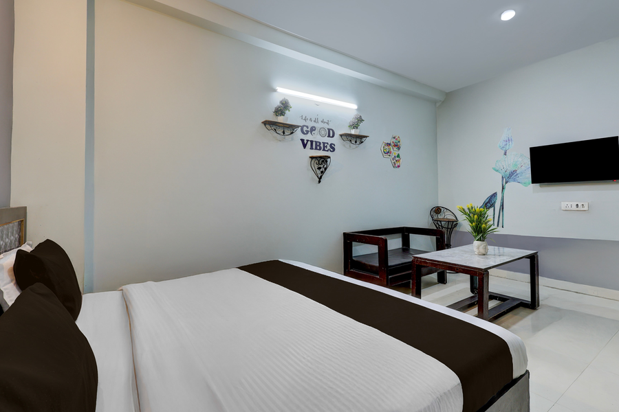 super hotel o dadri main road greater noida