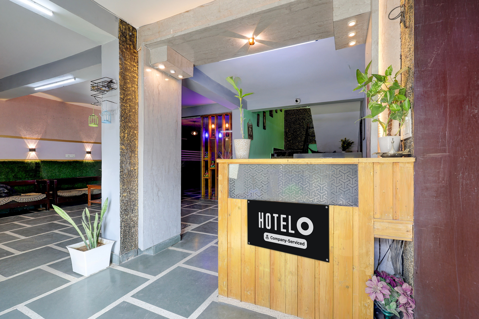 super hotel o dadri main road greater noida