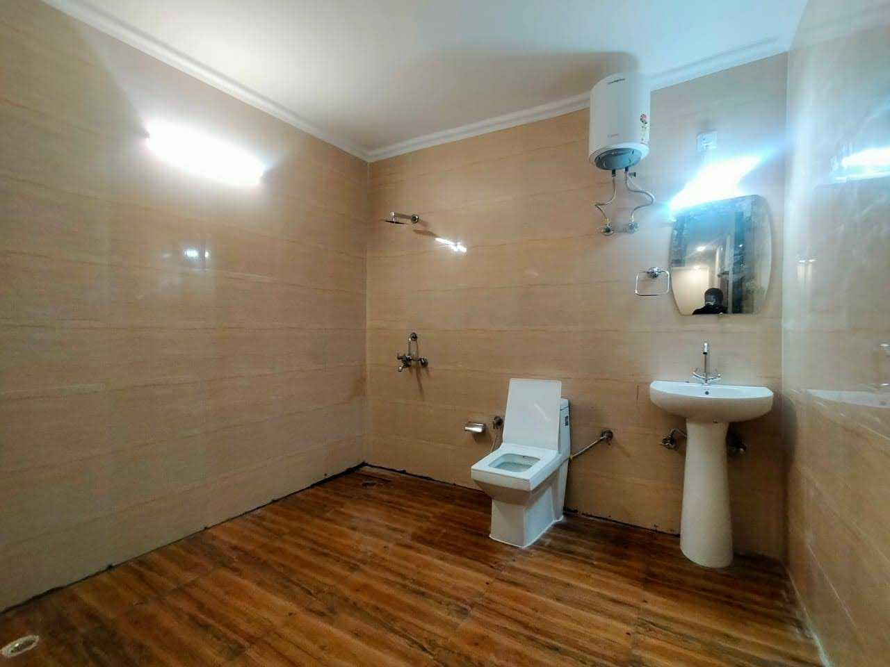 hotel o dadri railway station formerly cross town