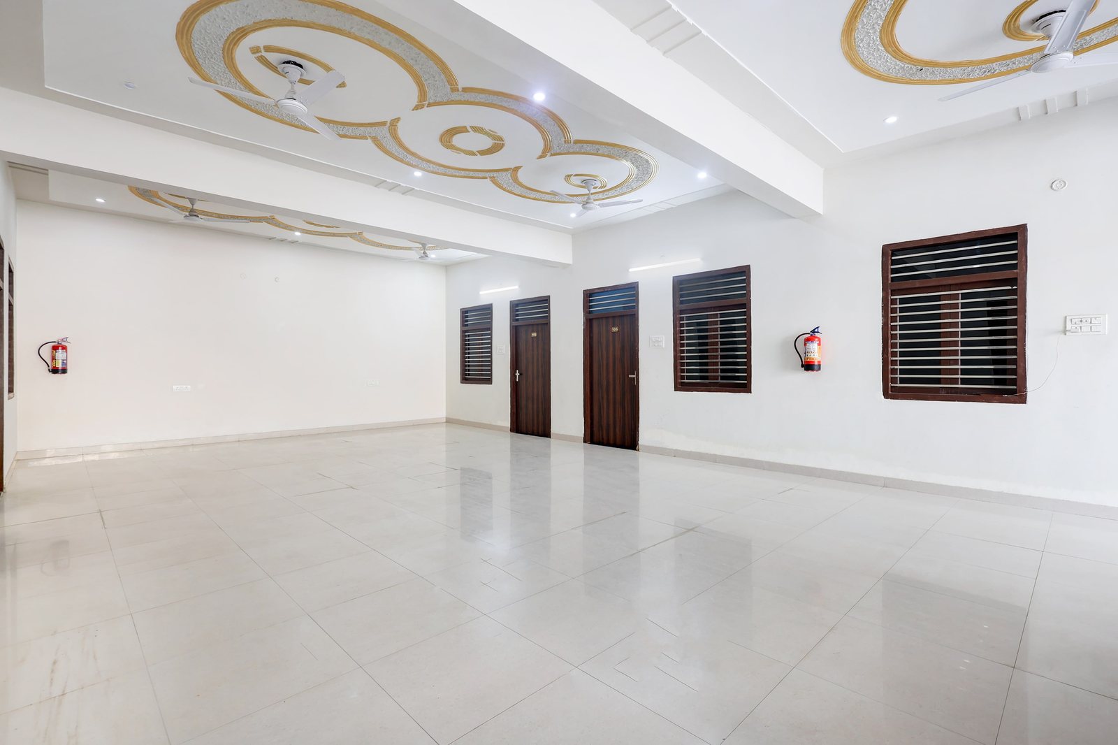 super collection o sunrakh road crossway formerly shri mukund dham