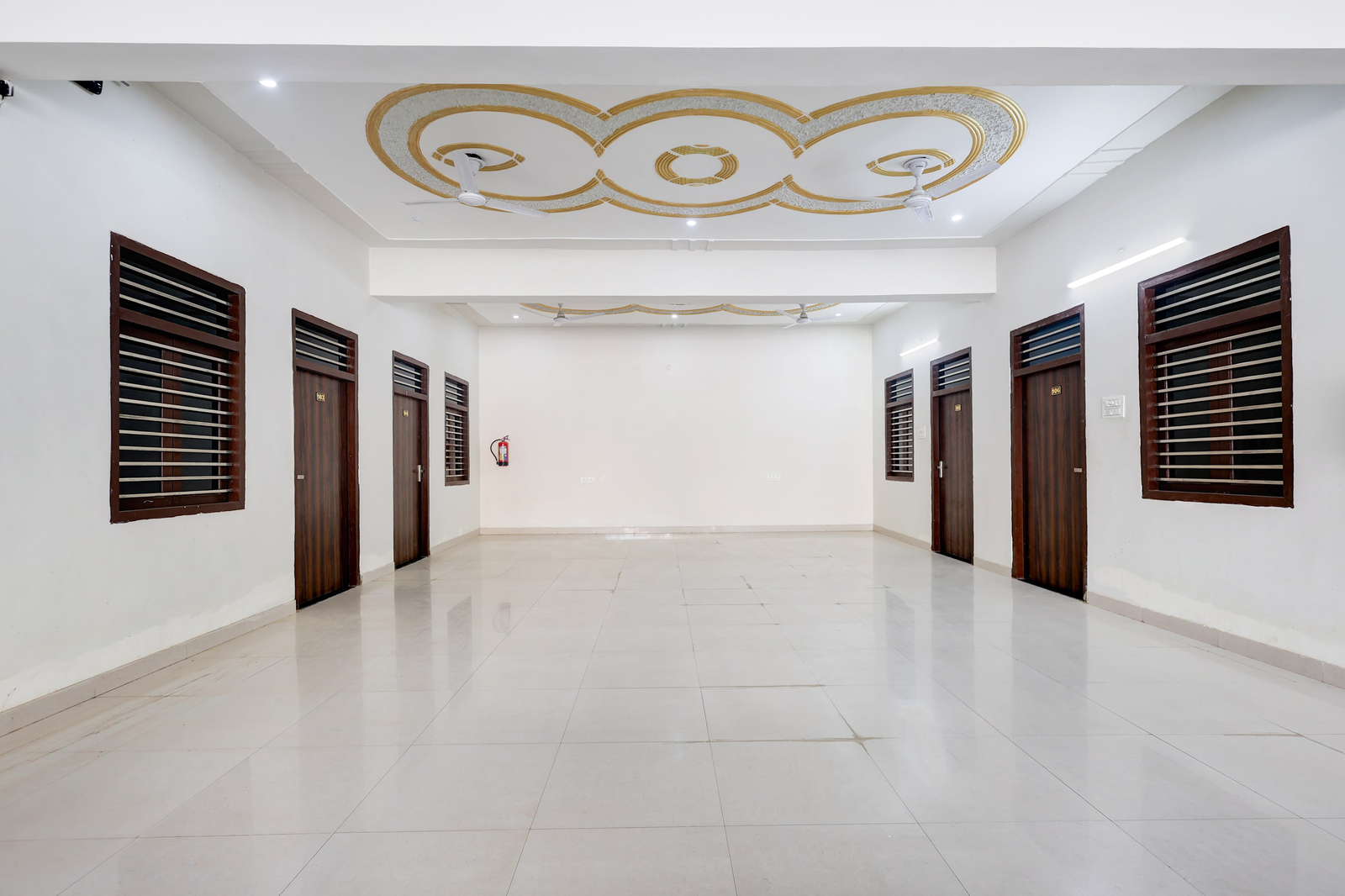 super collection o sunrakh road crossway formerly shri mukund dham