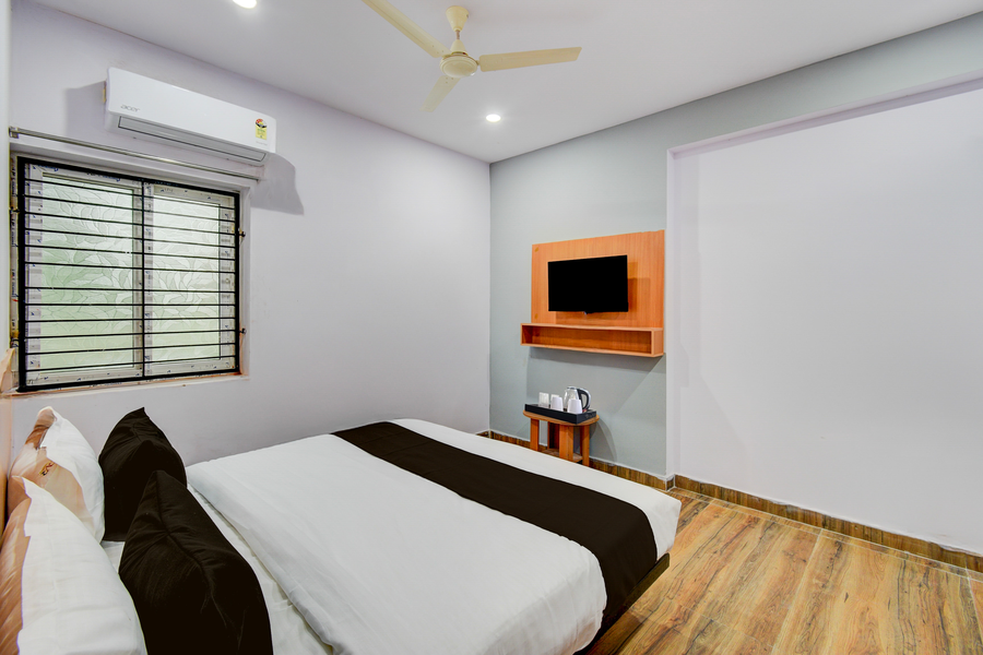 super townhouse oak nagaram lake hyderabad