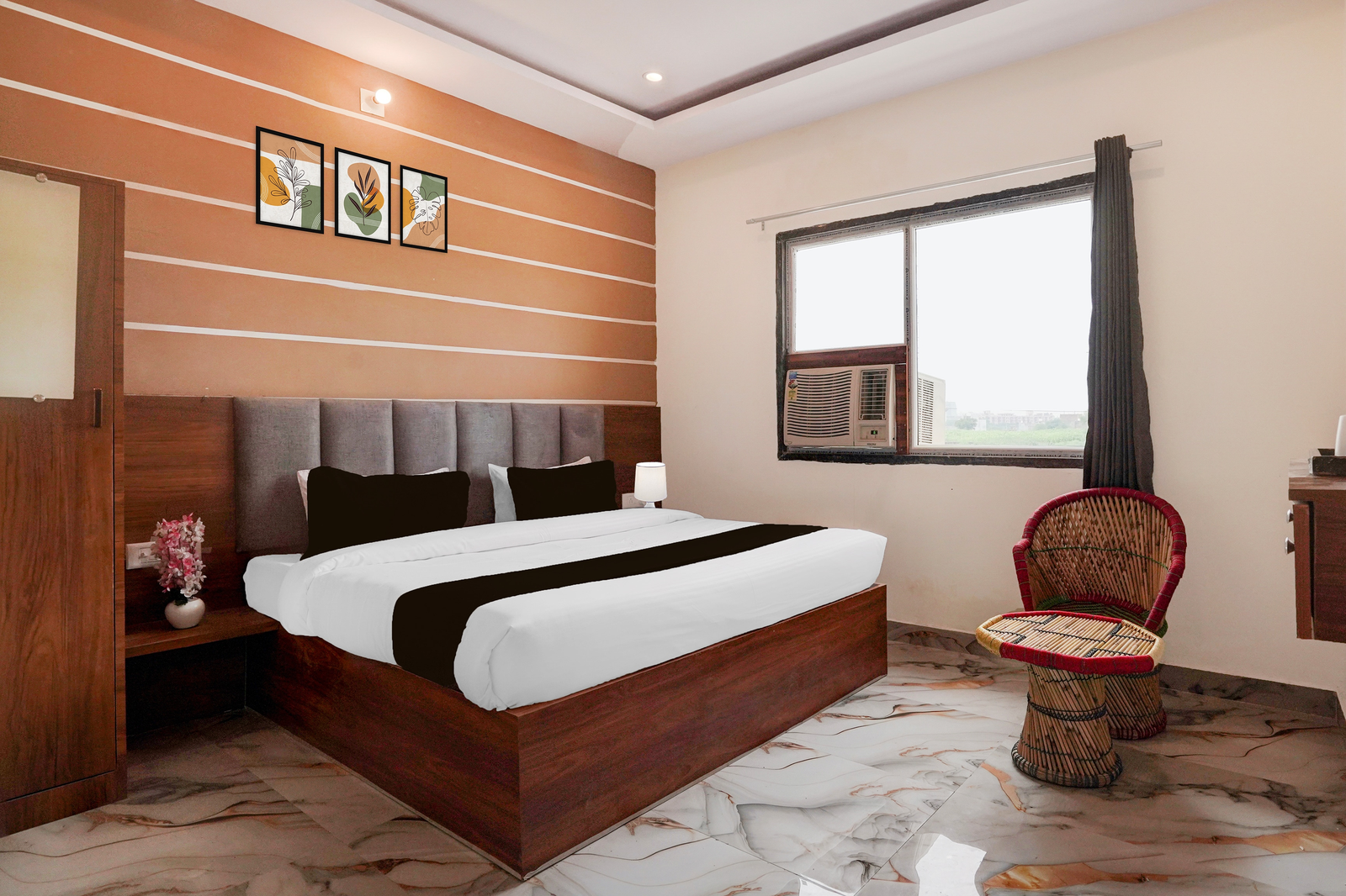 collection o radha krishna temple vrindavan formerly shri hari seva sadan