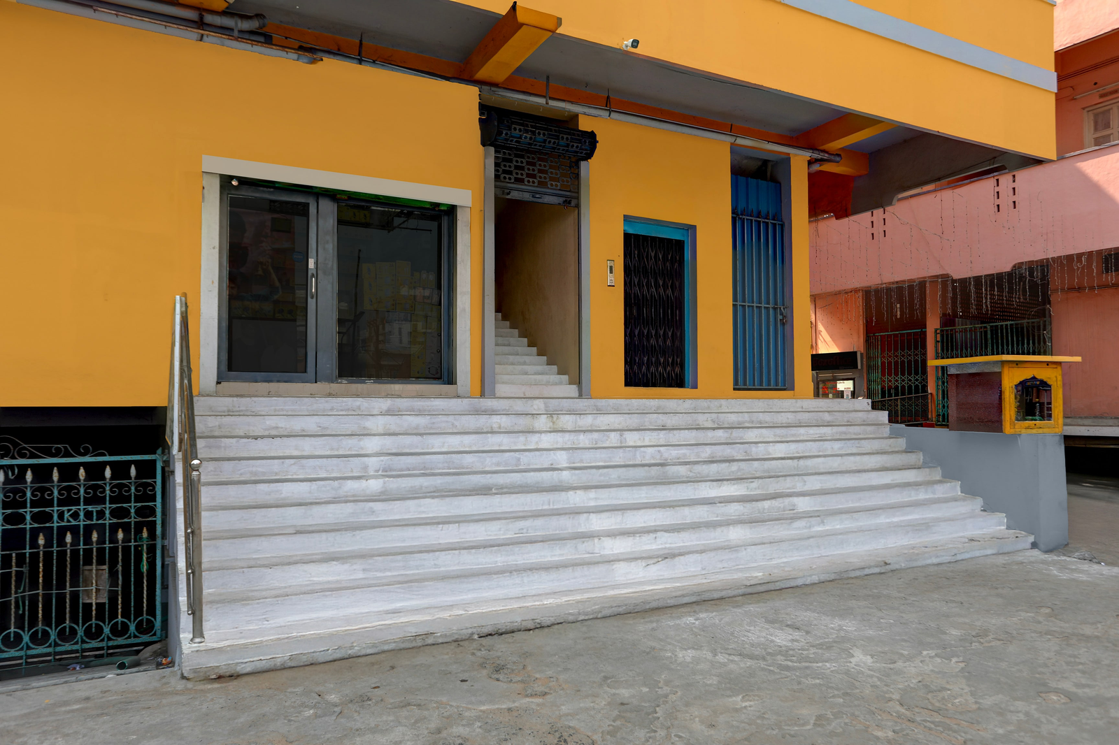 Super Hotel O Machilipatnam Railway Station Formerly Hasini Celebrations,,3 star