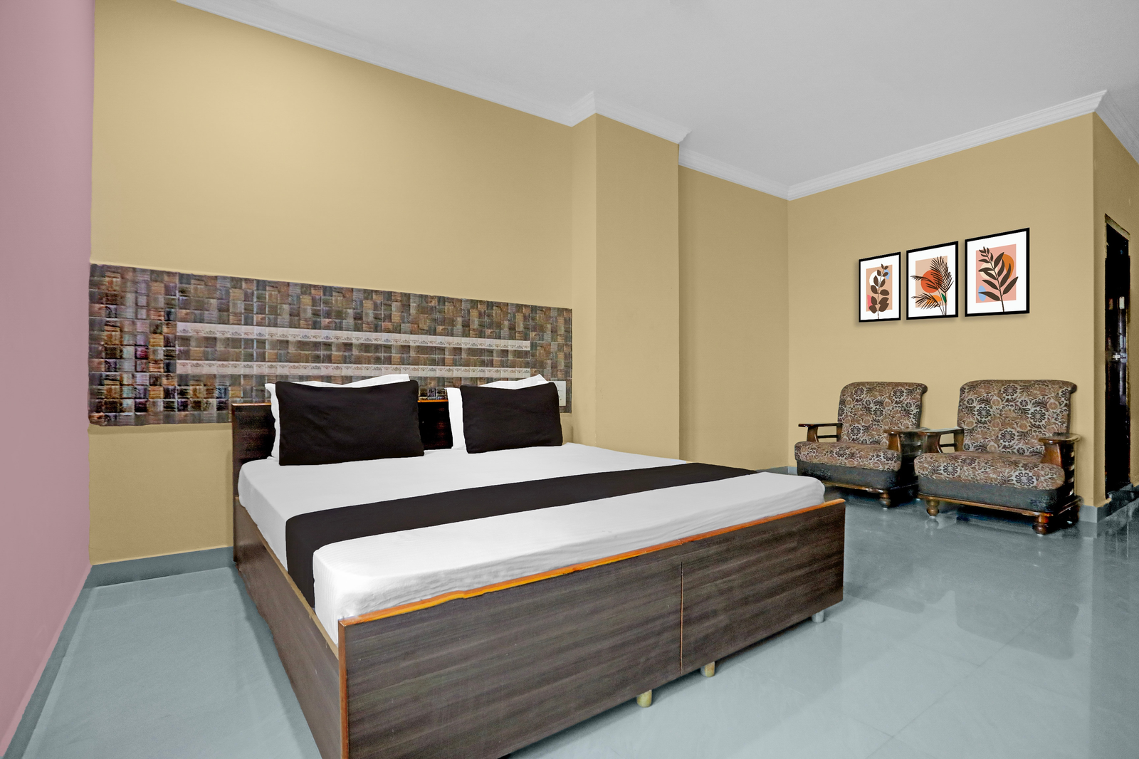 super hotel o machilipatnam railway station formerly hasini celebrations