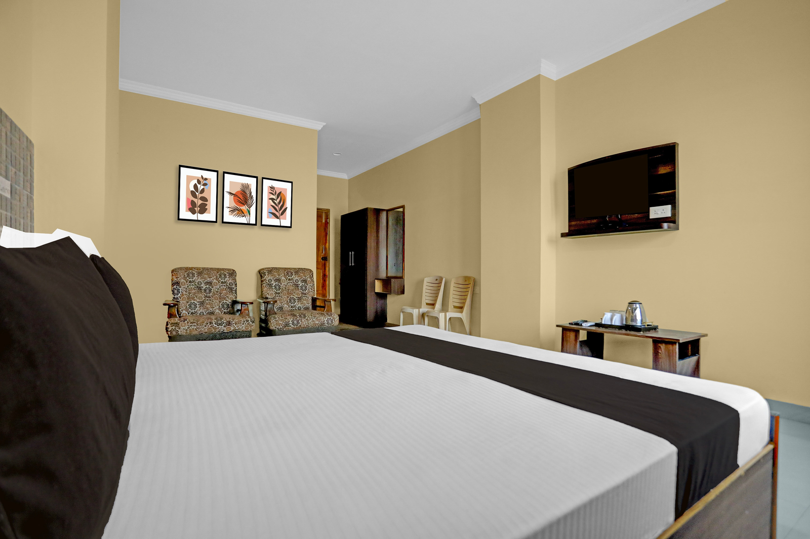 super hotel o machilipatnam railway station formerly hasini celebrations