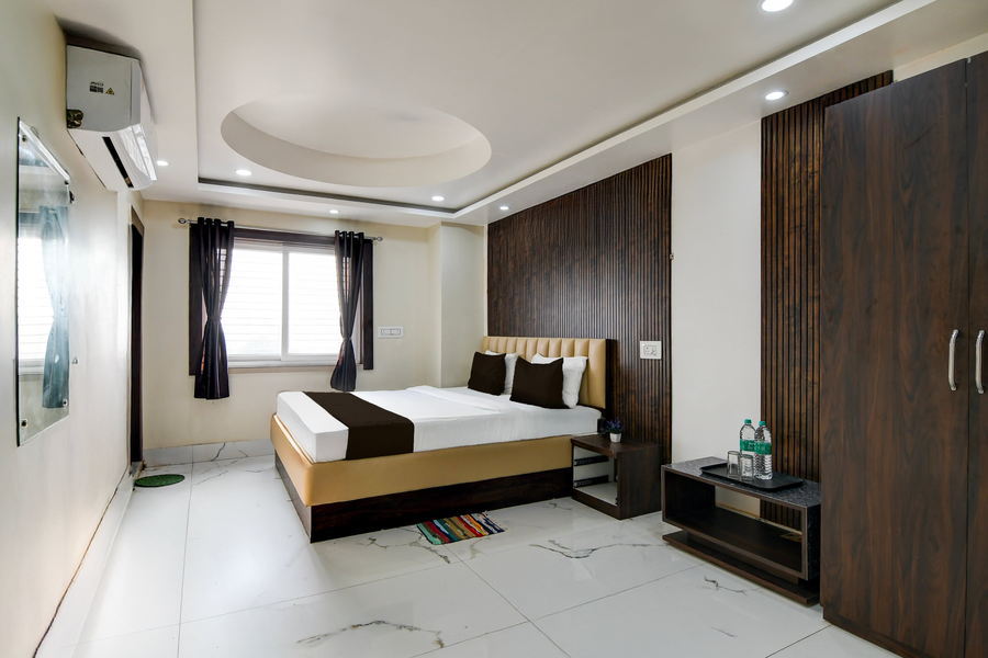 super hotel o barasat government college formerly mivaan comfort