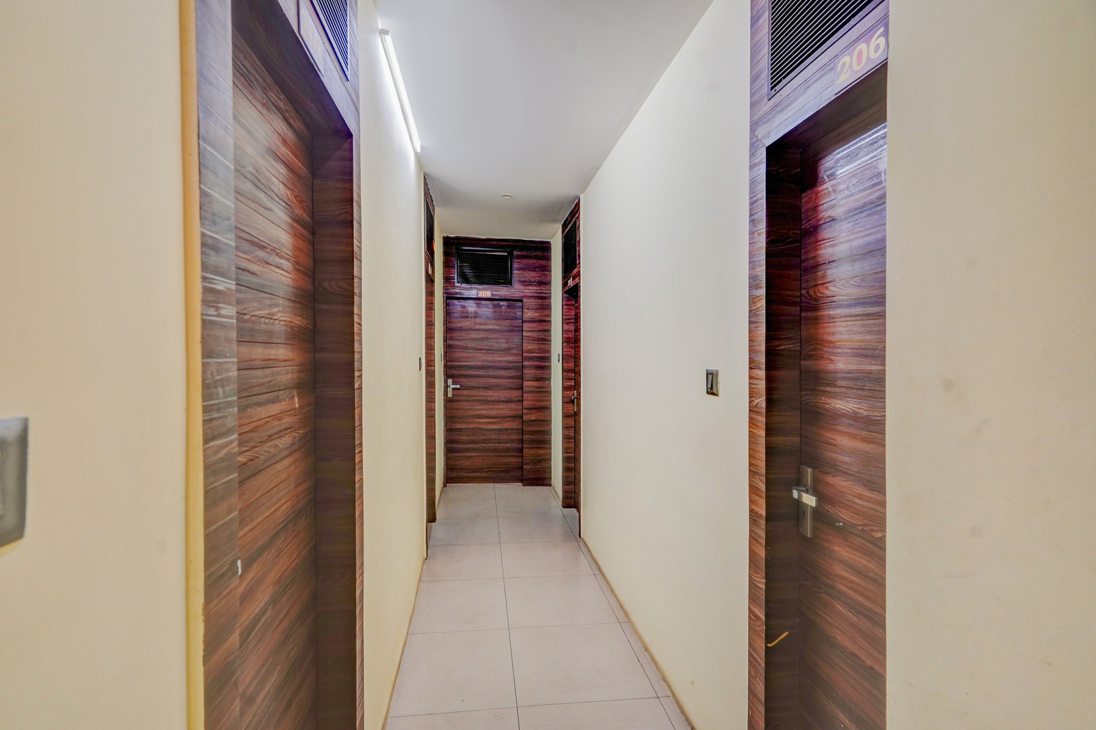 super hotel o srirampura metro station formerly broadway inn