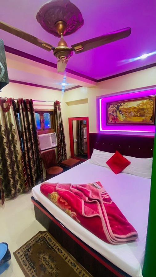 hotel aditya