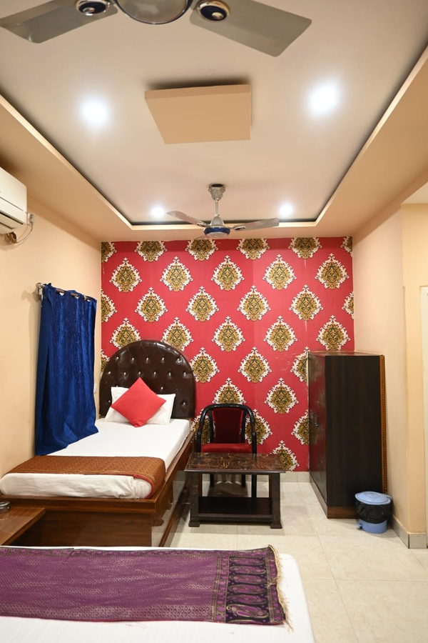 hotel aditya