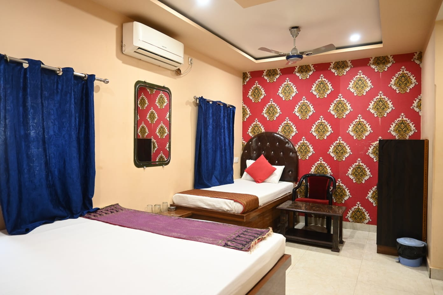 hotel aditya