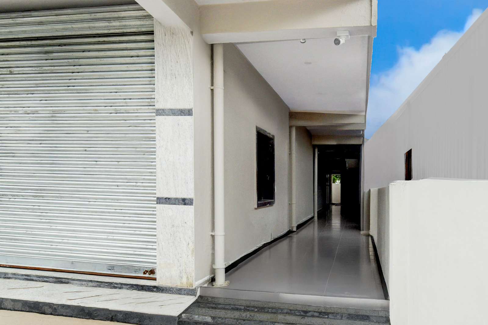 super collection o bongloor bus terminal hyderabad formerly nallavolu vmr