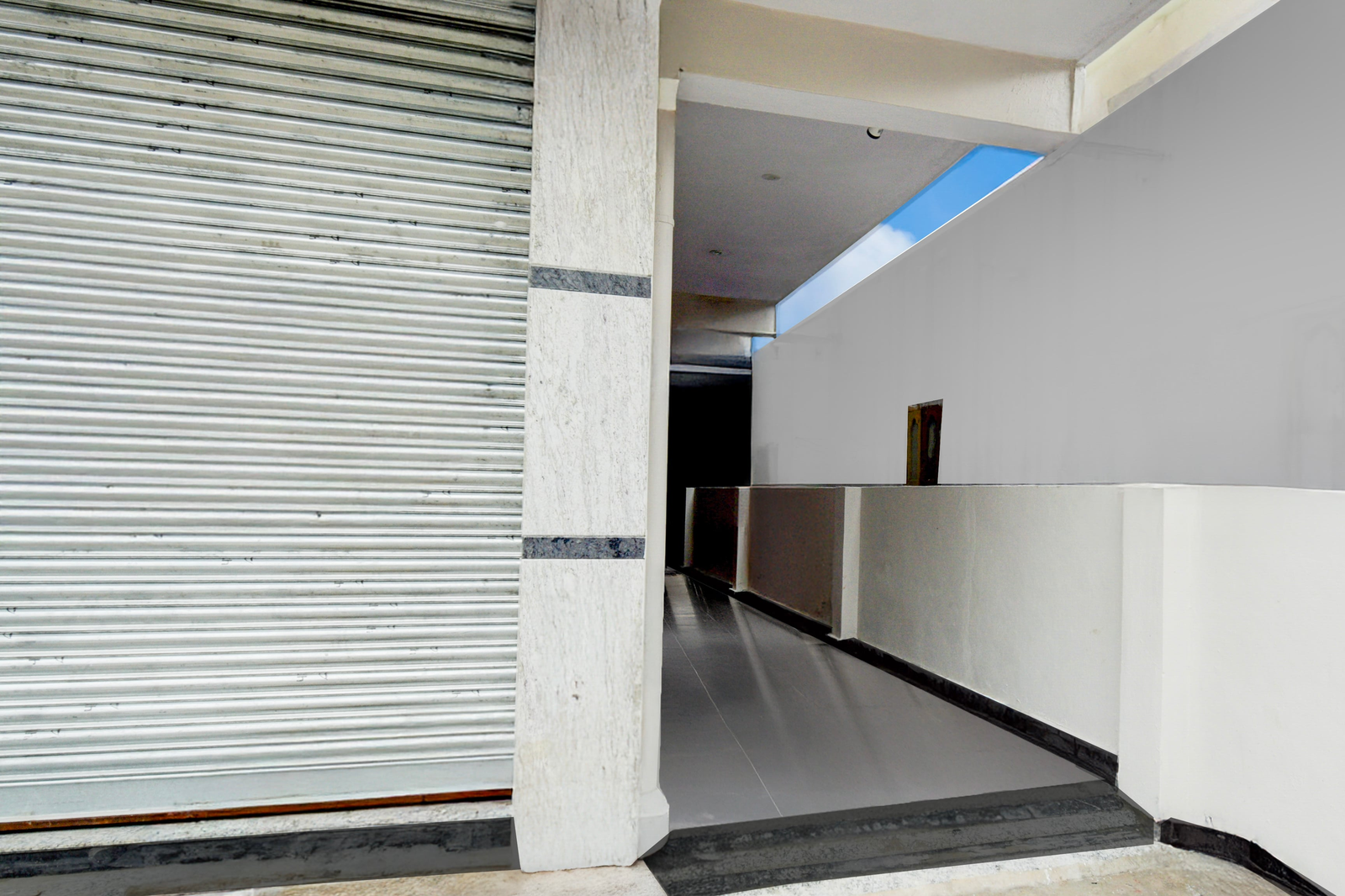 super collection o bongloor bus terminal hyderabad formerly nallavolu vmr