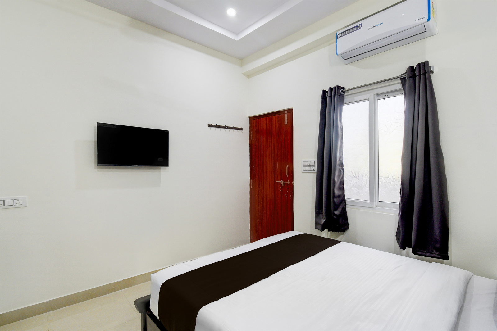 super collection o bongloor bus terminal hyderabad formerly nallavolu vmr