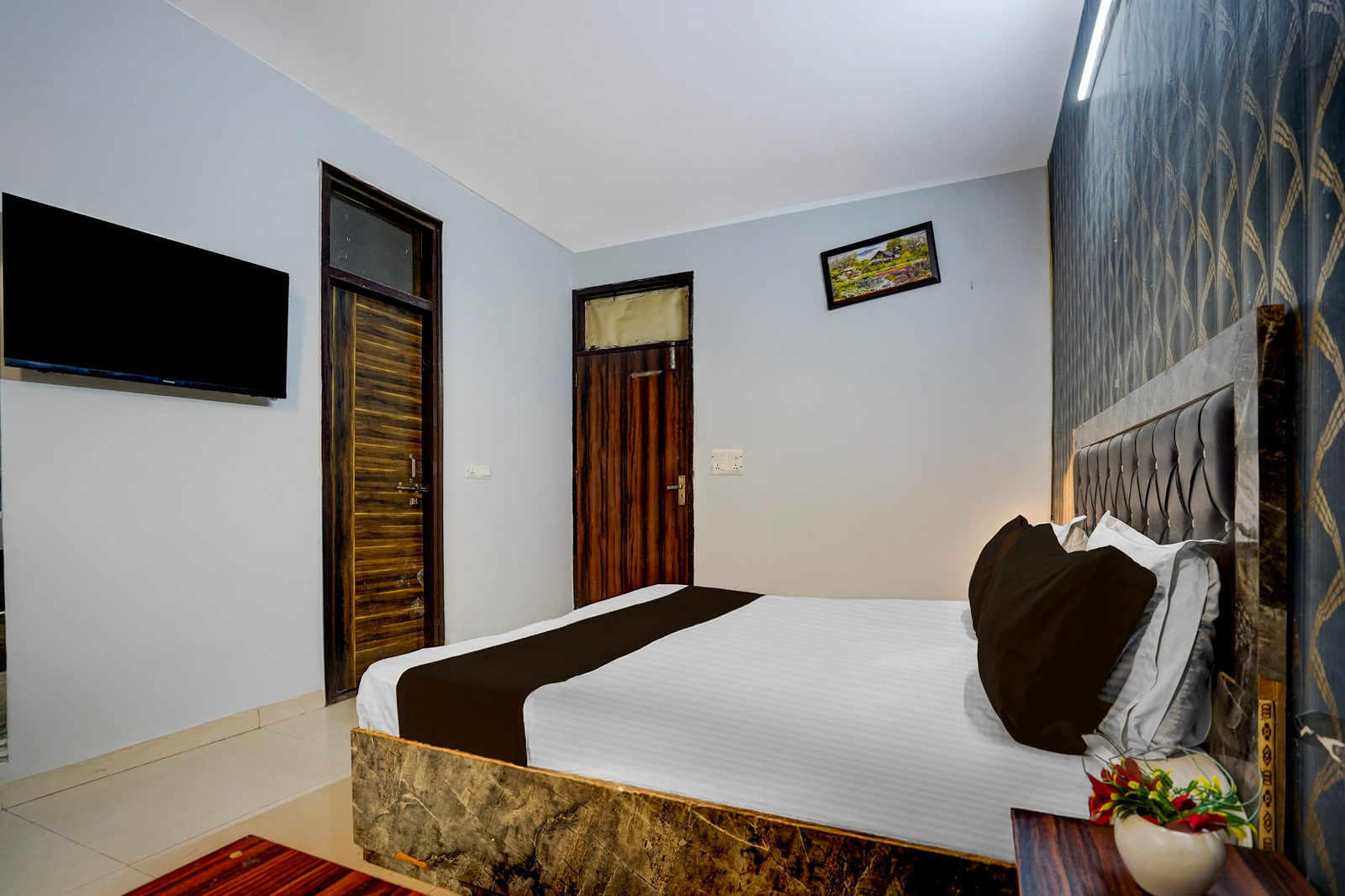 super hotel o sector 3 ghaziabad formerly cloud inn