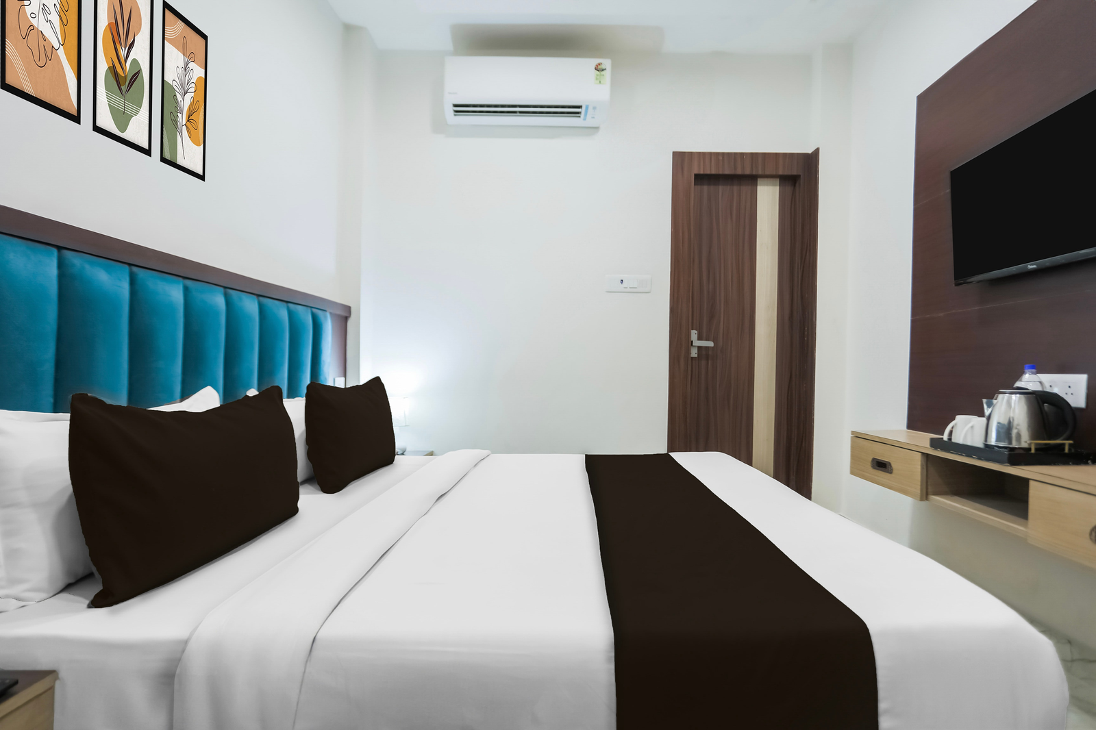 super collection o banaras railway station formerly hotel ganpati palace