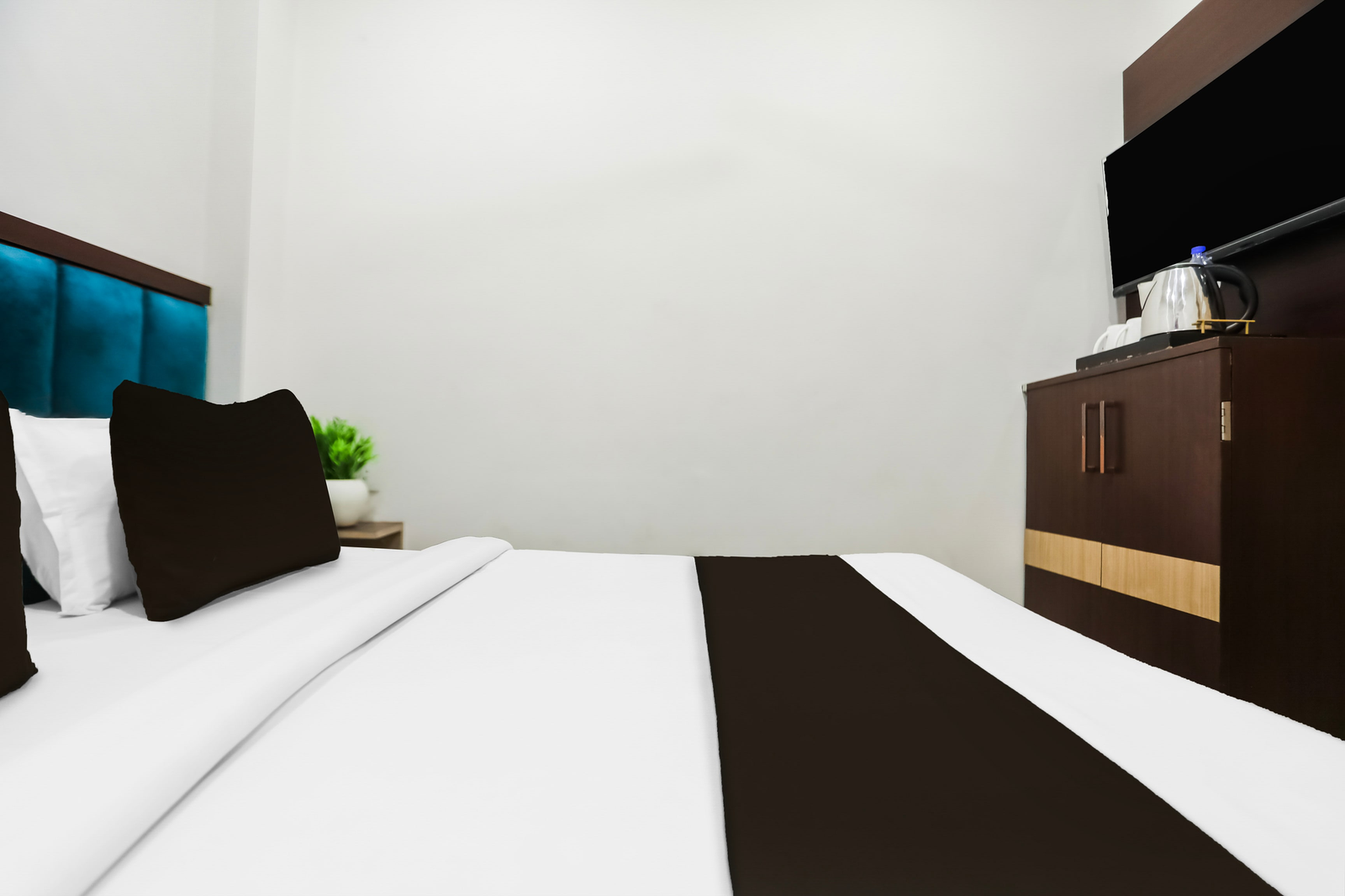 super collection o banaras railway station formerly hotel ganpati palace