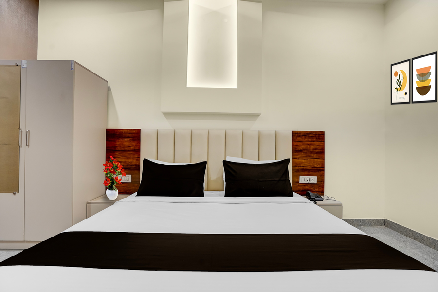 super townhouse subharti university meerut formerly hotel celebration