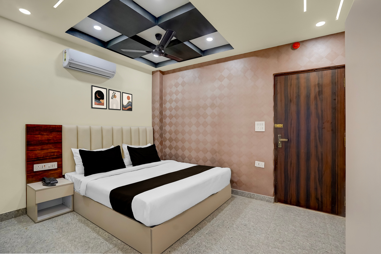 super townhouse subharti university meerut formerly hotel celebration