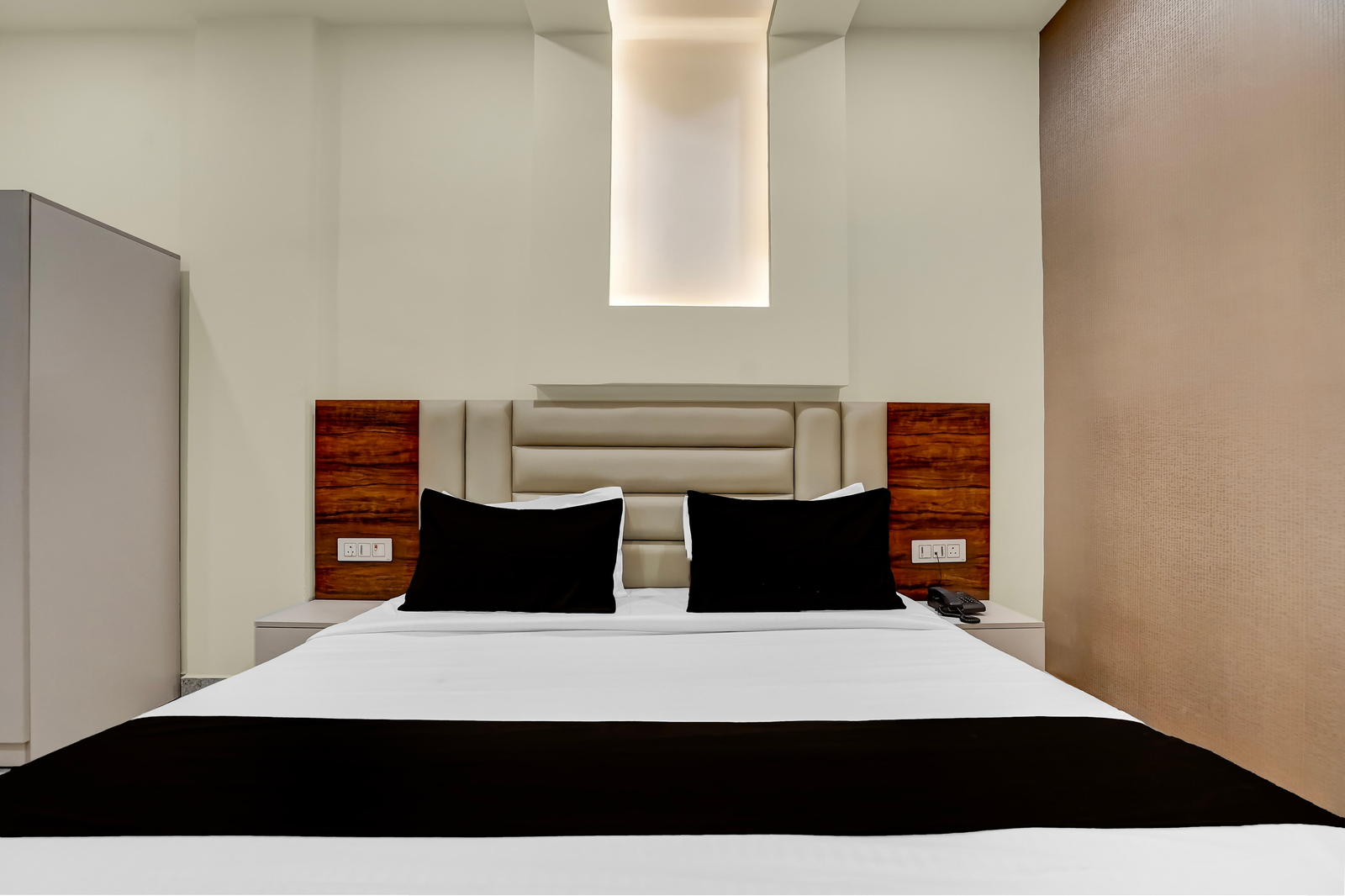 super townhouse subharti university meerut formerly hotel celebration