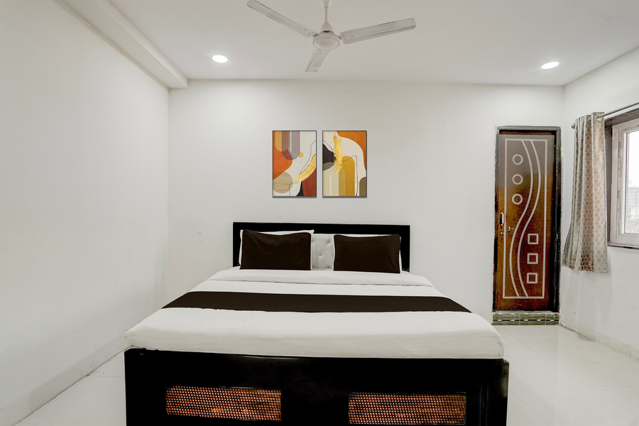 hotel o kompally city mall formerly sriman stay inn
