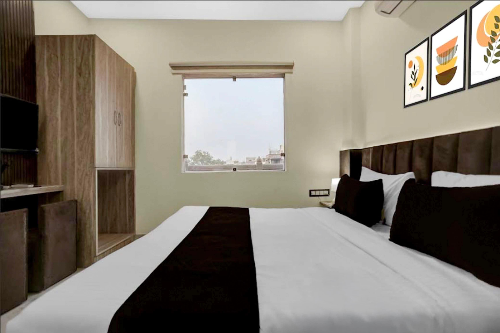 super townhouse oak kaal bhairav temple varanasi