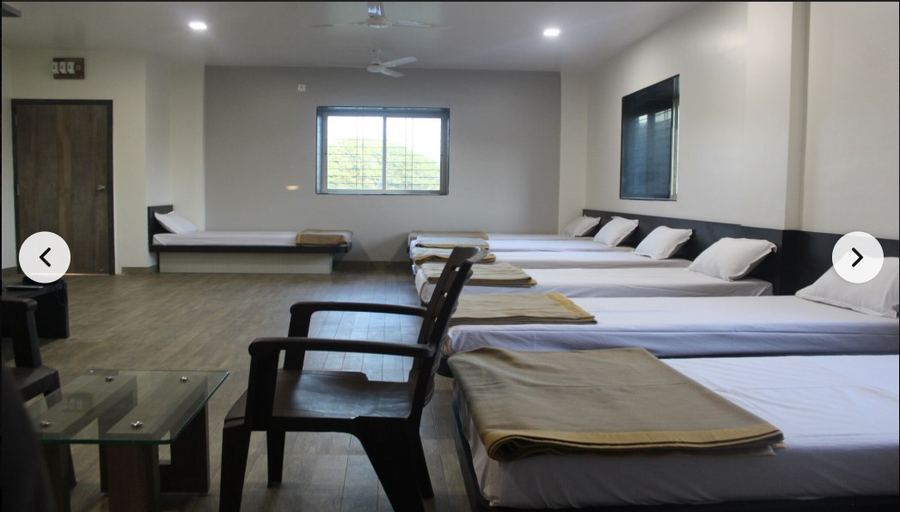 hotel srushti regency