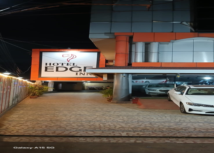 Hotel Edge Inn,Devendra Nagar,3 star