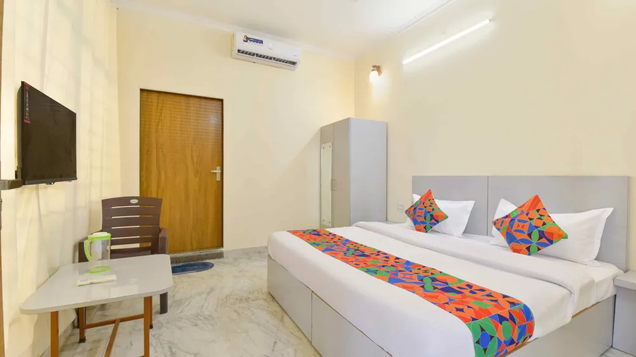 fabhotel sahaswatam stay