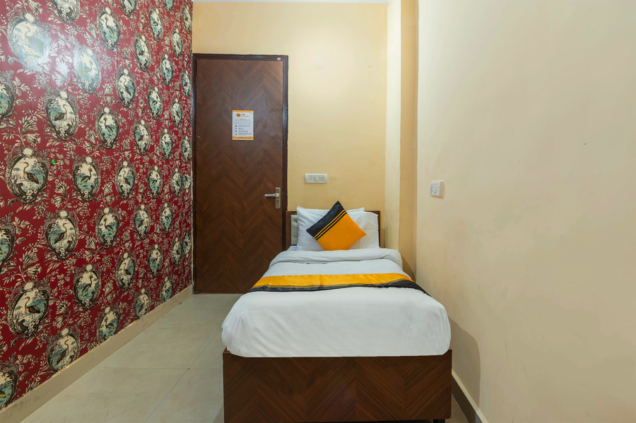 itsy hotels saina stay inn