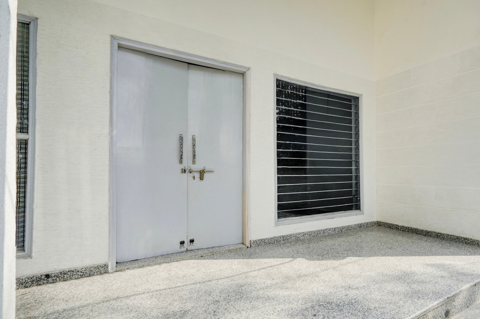 Super Hotel O Meerut Central College Formerly Saffron,,3 star